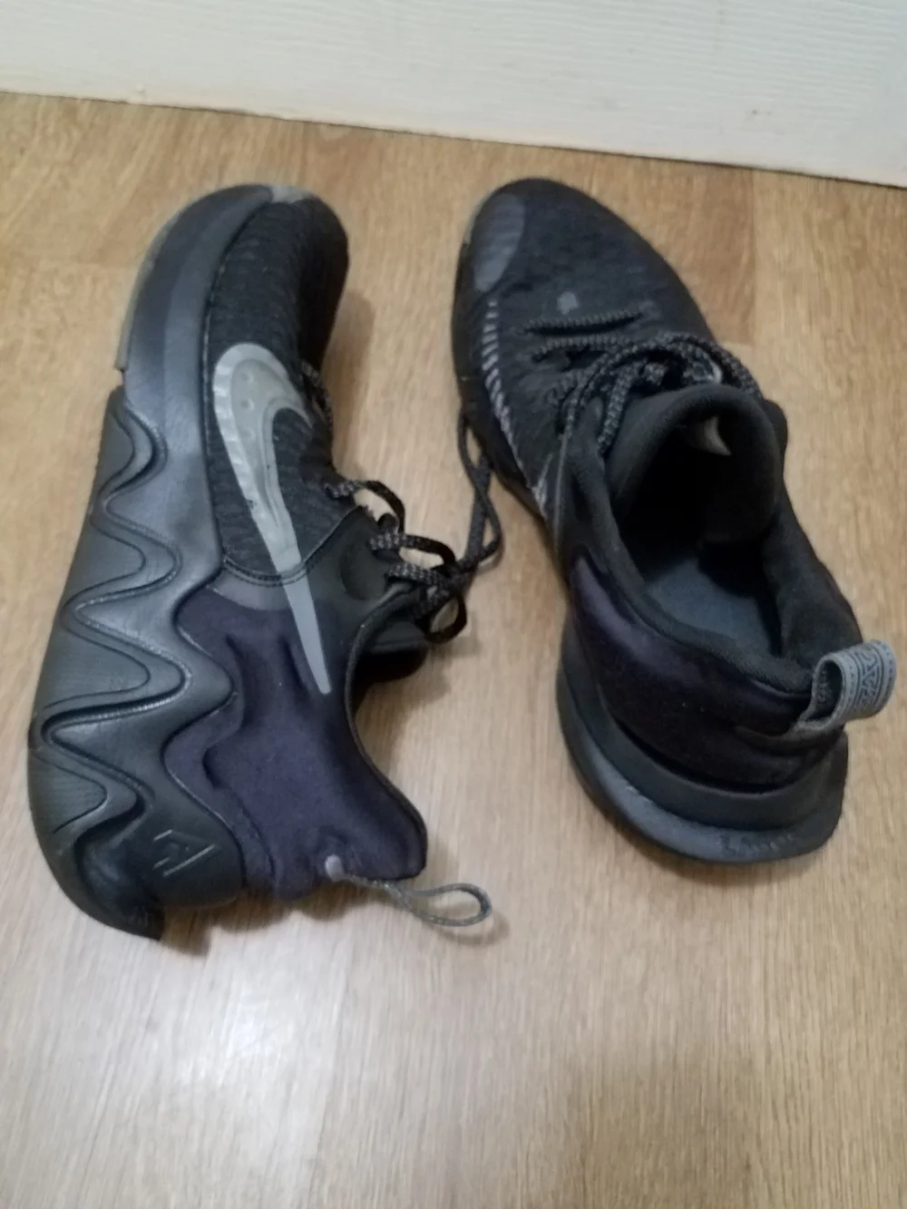 Nike Giannis Antetokounmpo mens shoes size 13